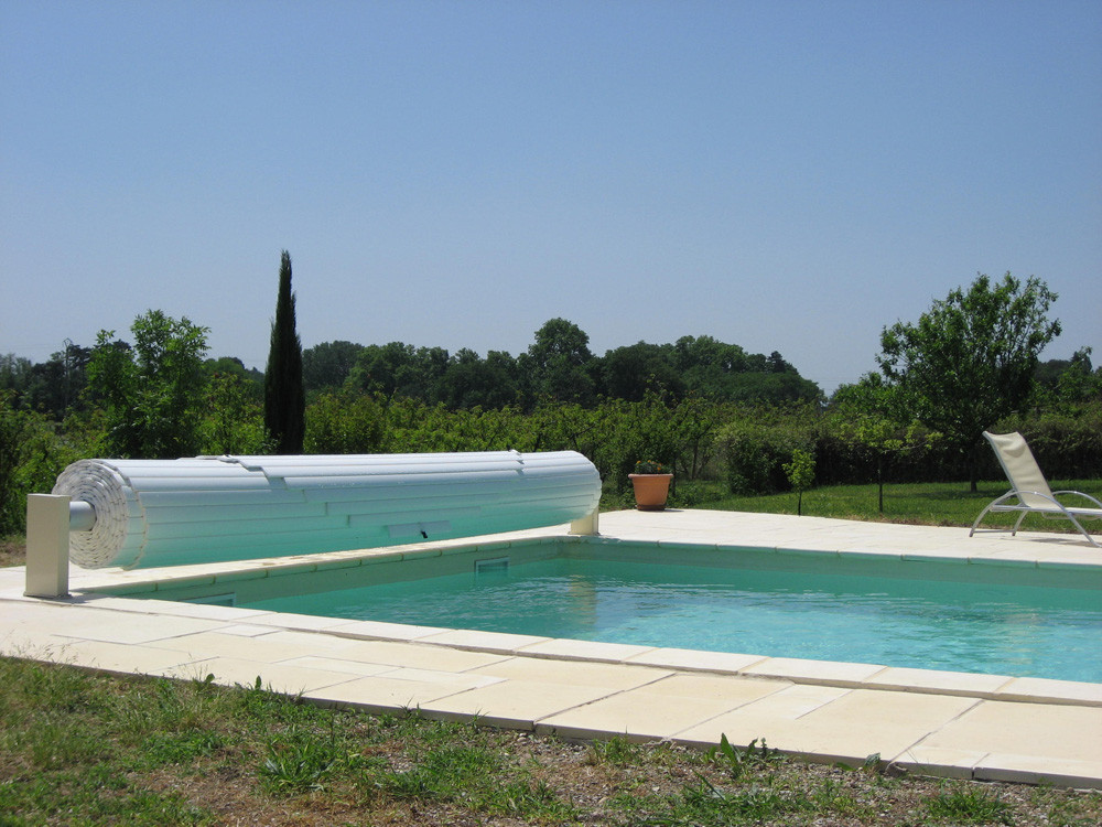 Persiana enrollable sobre suelo "Sylver Roll" para piscina Lorca