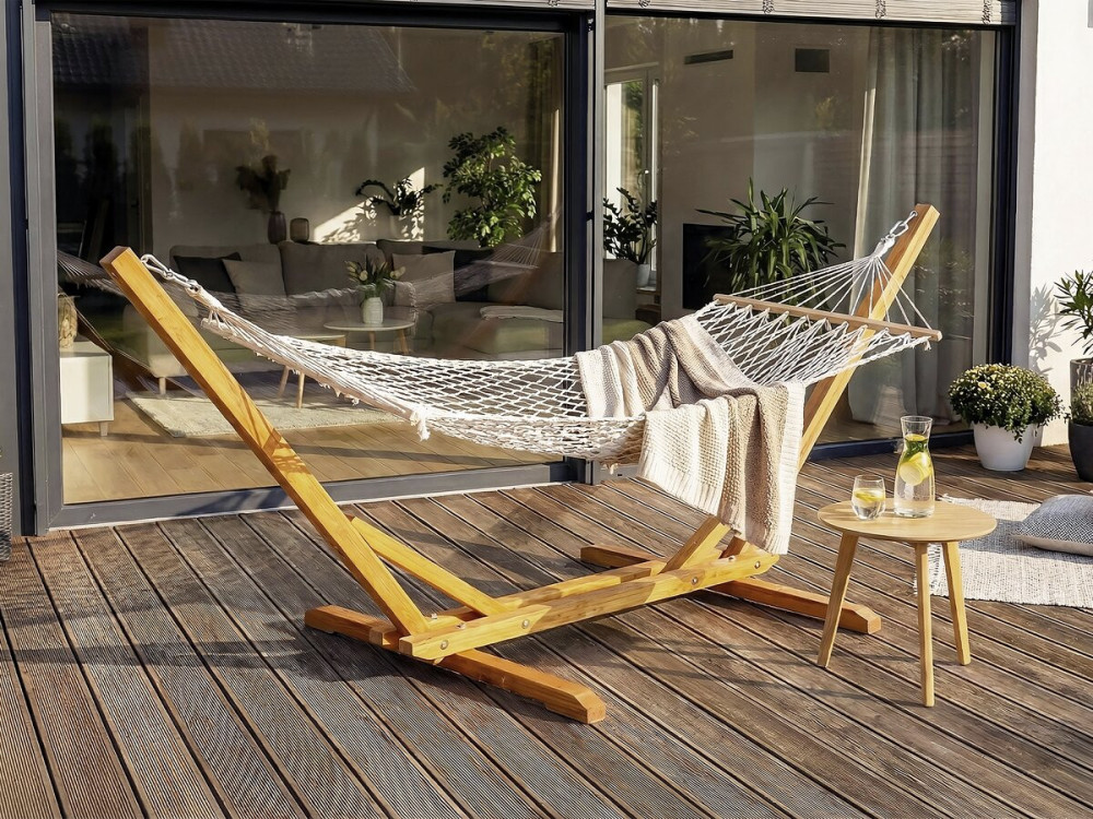 Hamaca de madera con tejido de macramé "Dallas" - 305 x 120 x 123 cm - Blanco
