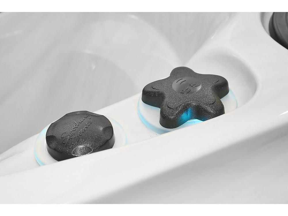 Spa " Placer " - 4 plazas + 1 reclinable - 2,15 x 2,00 x 0,91 m