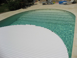 Persiana enrollable sobre suelo "Sylver Roll" para piscina Lorca 2